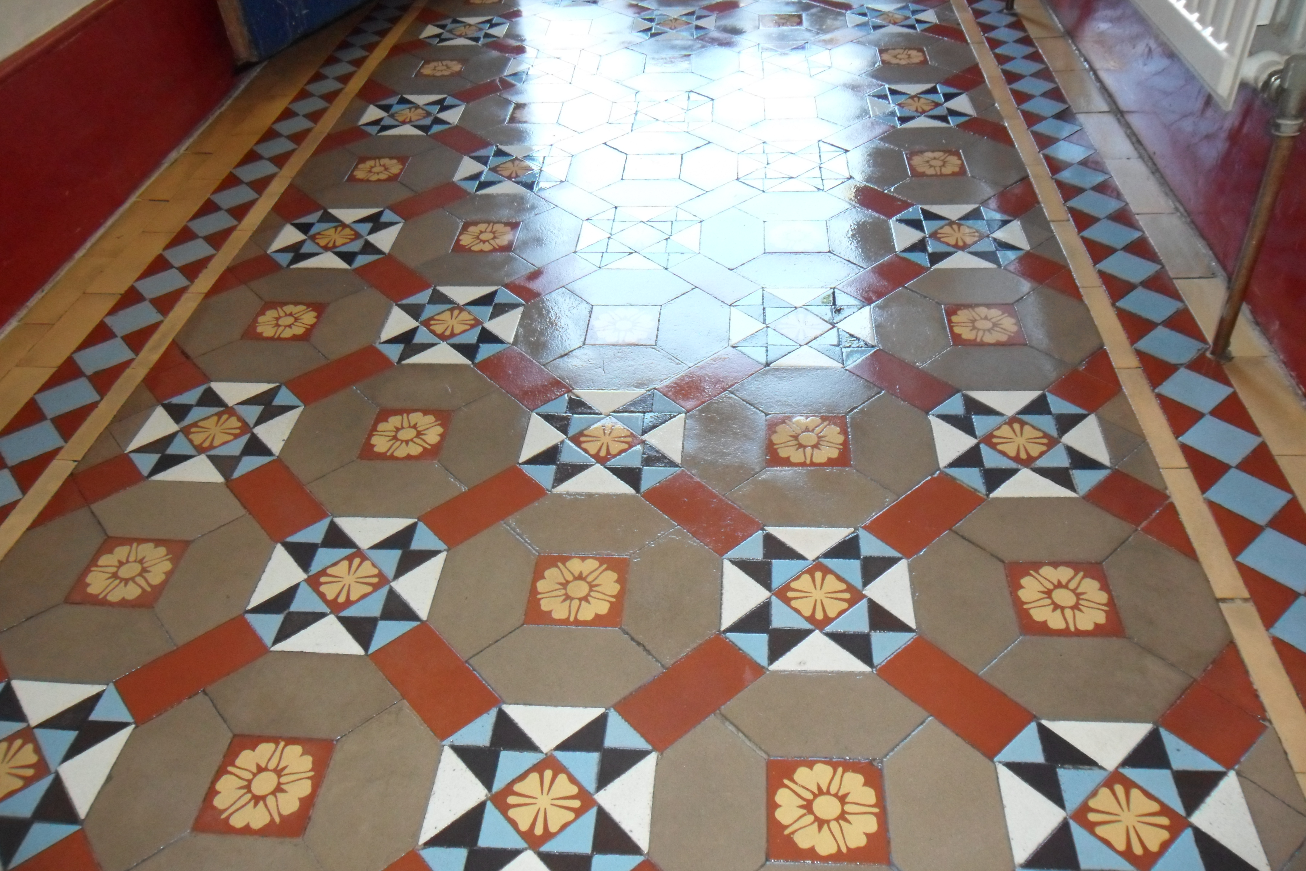 victorian-tiled-hallway-restoration-completed