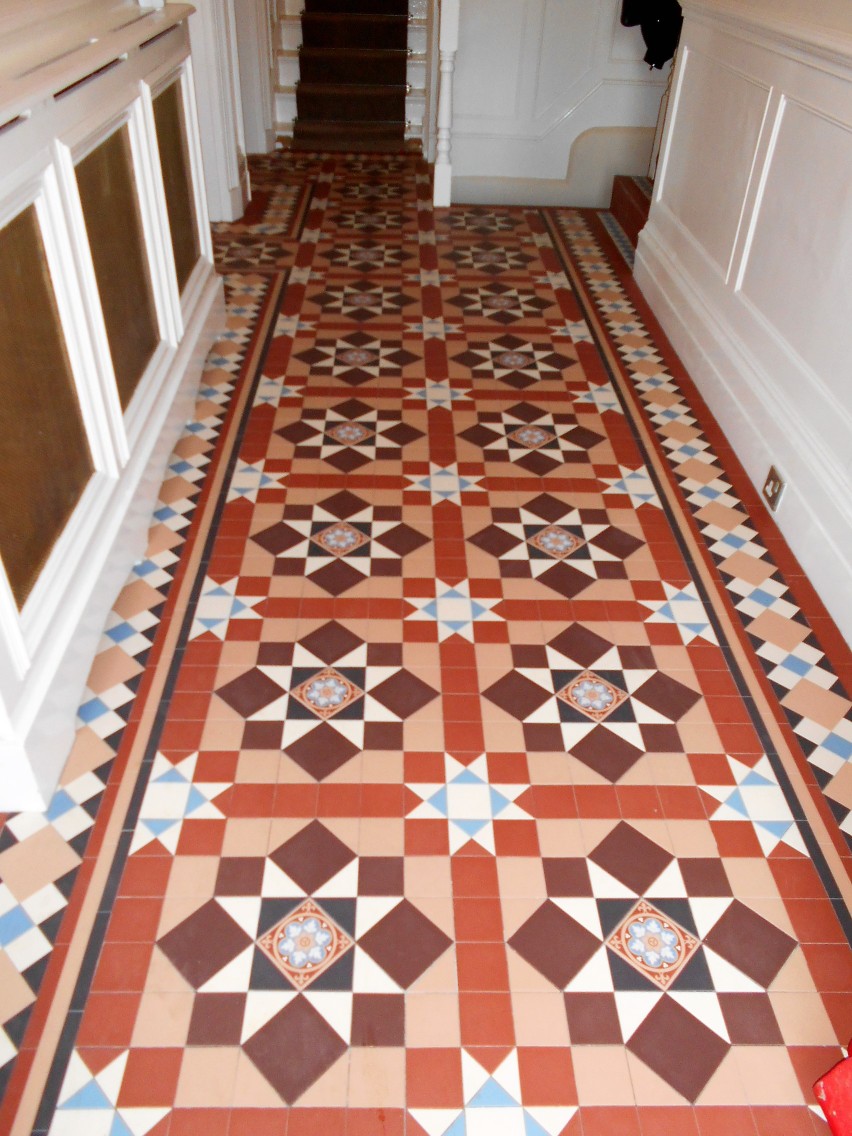 Chatsworth Victorian tiles with Wordsworth border | Specialist tiling